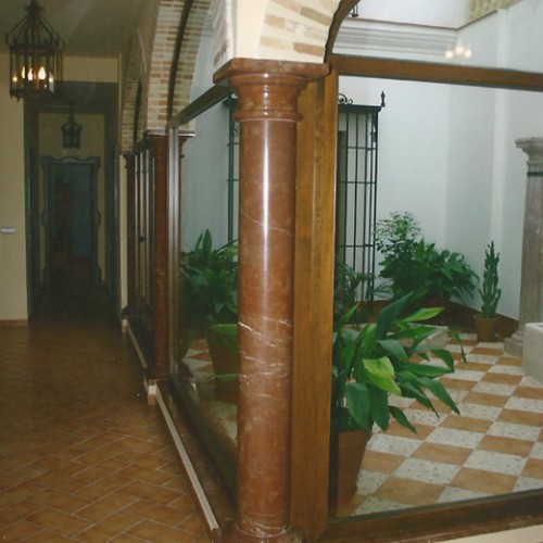 Columna de rojo al-andalus